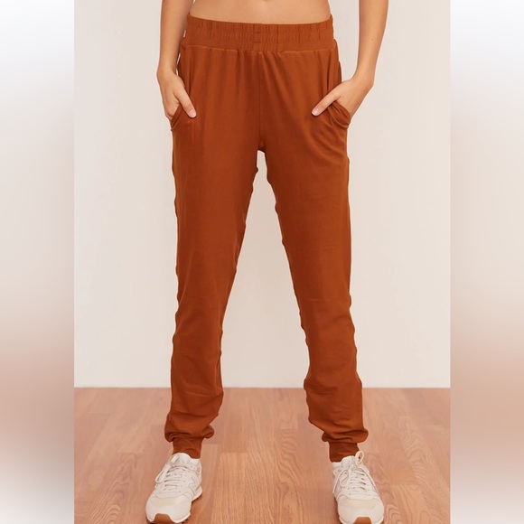 Wolven jogger - Picture 2 of 10